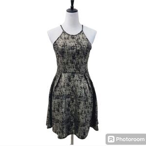 Soprano Metallic Mini Dress Pleated Sleeveless Pull Over Size M